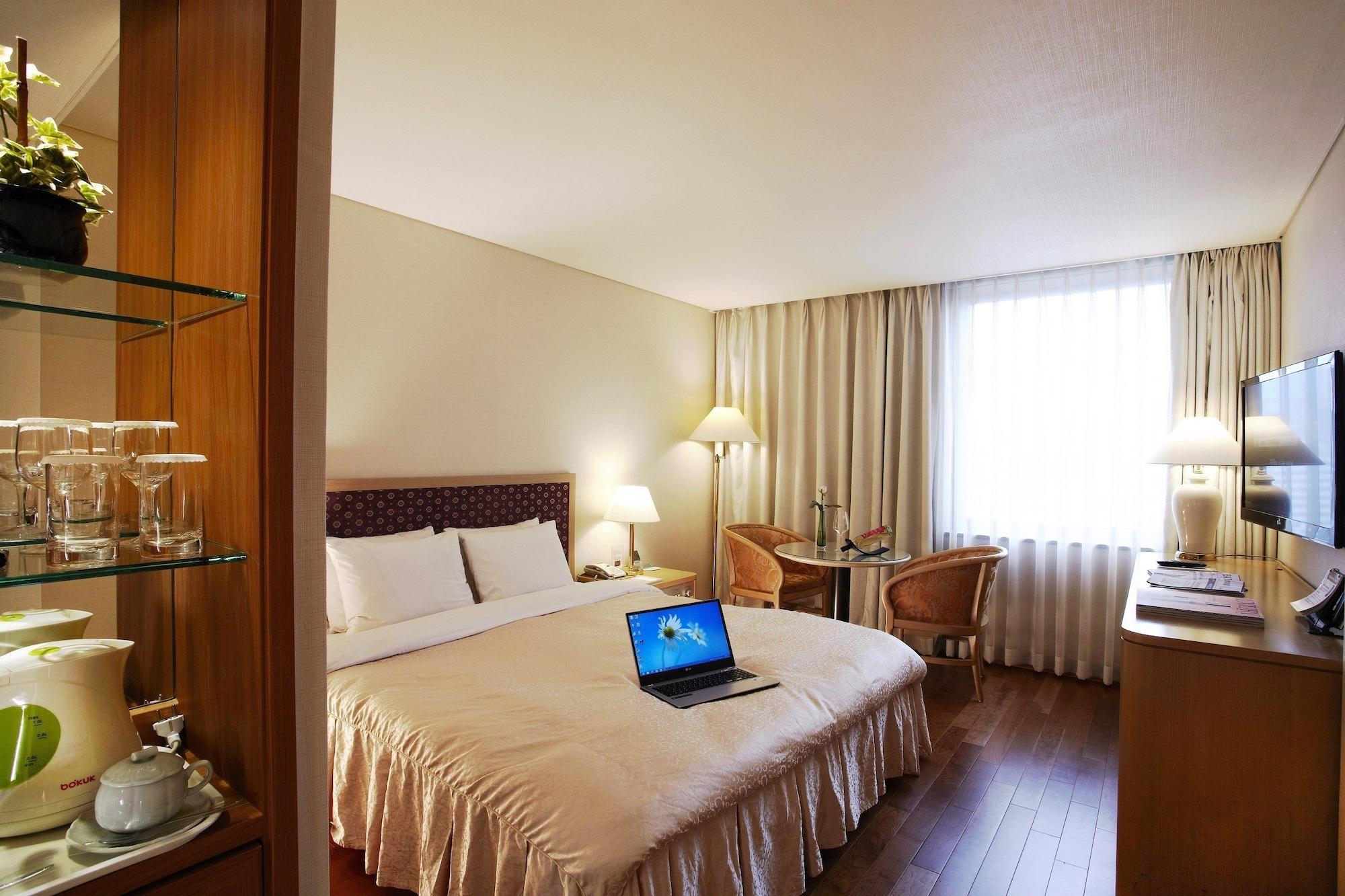 Sejong Hotel Seoul Myeongdong Kültér fotó